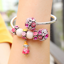 Cargar imagen en el visor de la galería, MOOMIN FLOWER BANGLE PINK